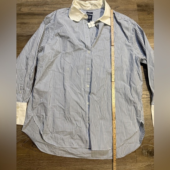 Gap Button Up “The Big Shirt” NWT - Picture 4 of 6